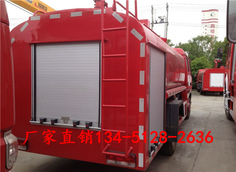 東風(fēng)多利卡5噸消防灑水車