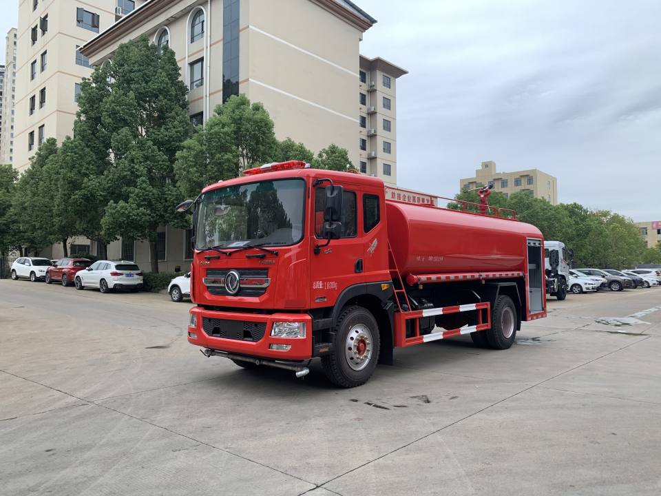 13噸東風(fēng)D9消防灑水車